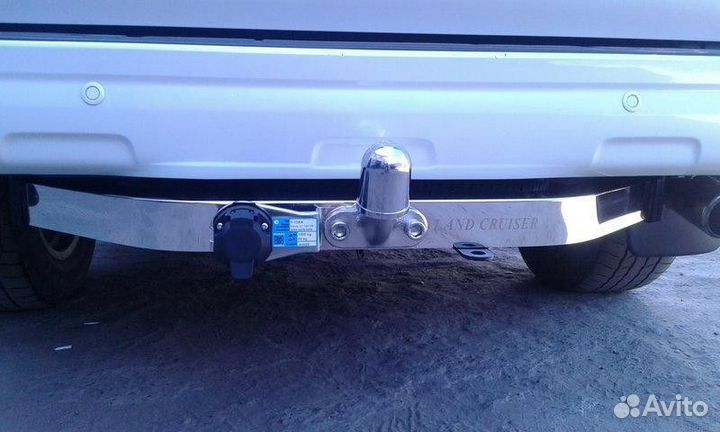 Фаркоп с нержавеющей накладкой Toyota LC Prado
