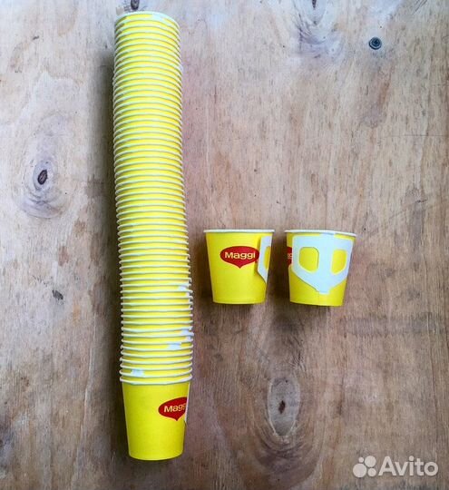 Бумажные стаканы