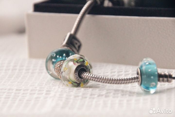 Браслет Pandora с шармами