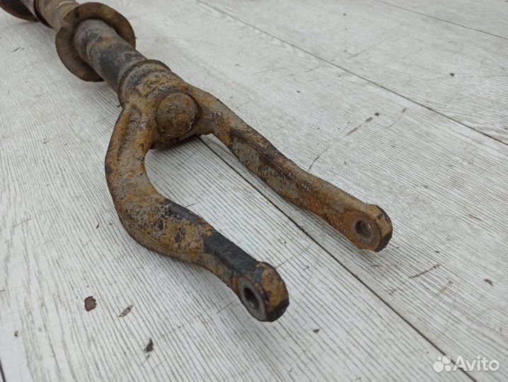 Амортизатор передний левый Honda Cr-V 1 B20Z1 1997