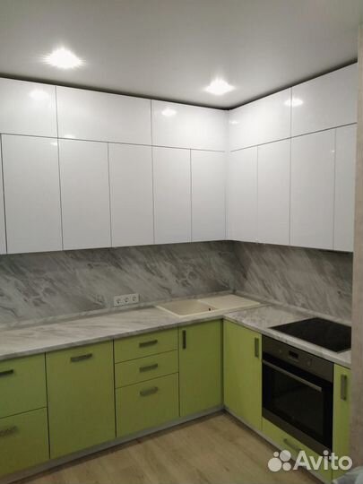 Кухонный гарнитур новый на заказ