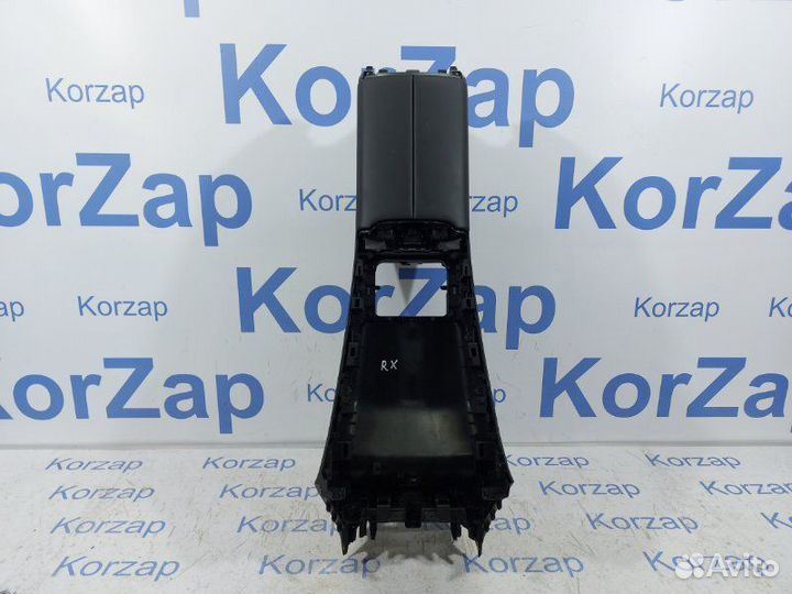 Центральная консоль с подлокотником Exeed Rx T22
