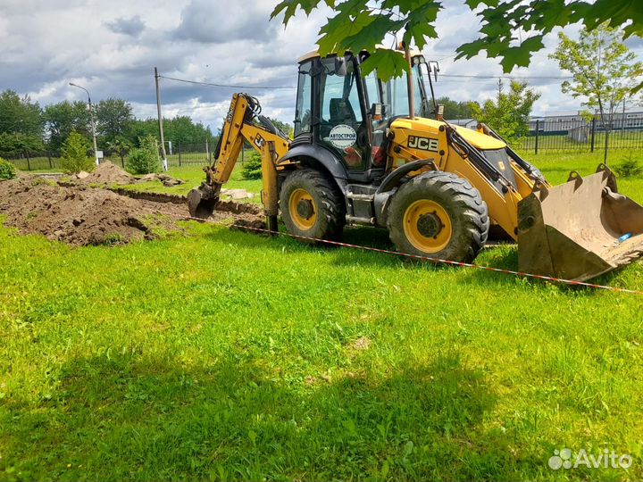Экскаватор погрузчик JCB / Спецтехника