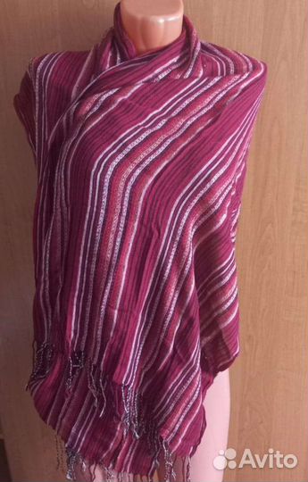 Палантины, шарфы, платки, парео цены разные