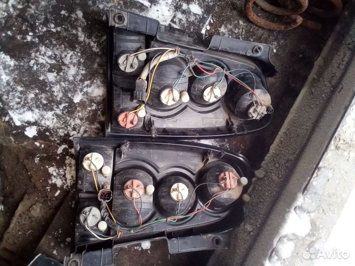 Санг енг рекстон 1 фанарь левый