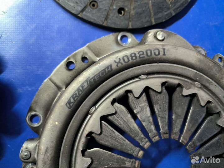 Корзина сцепления Mitsubishi Lancer 9