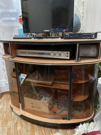 Тумба под телевизор