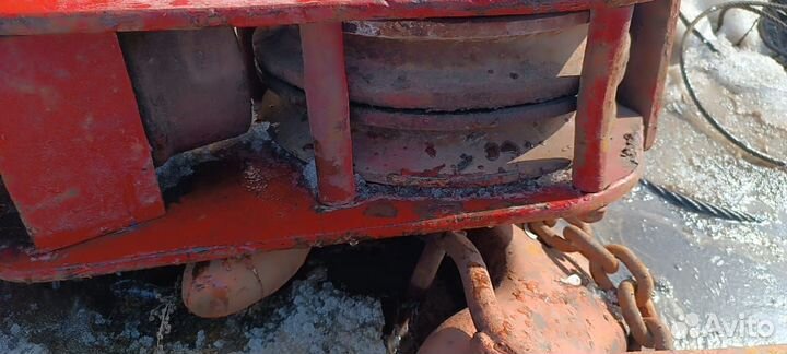 Крюковая подвеска гак от тельфер г/п 5 -16т.таль