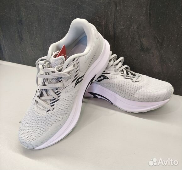 Saucony Axon 2 кроссовки