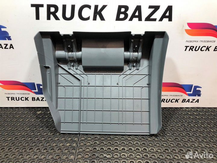 Крыло заднее задняя часть правое