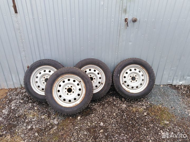 Hankook Winter I'Pike 175/65 R14