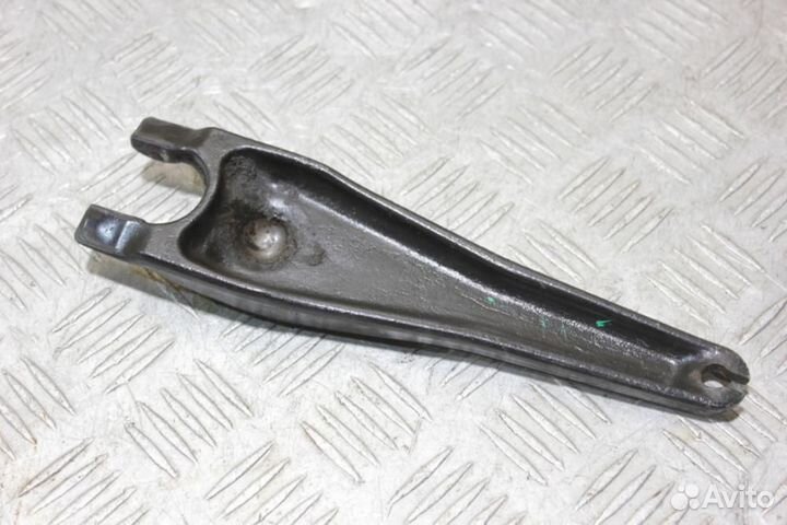 Вилка сцепления Renault Logan 2005 2014