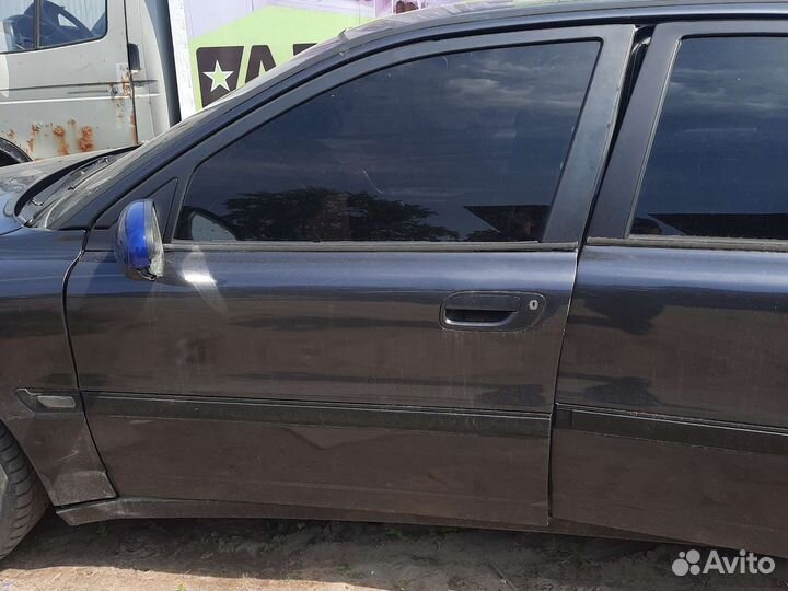 Дверь передняя левая Volvo s80 1998