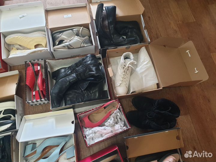 Женская одежда, обувь