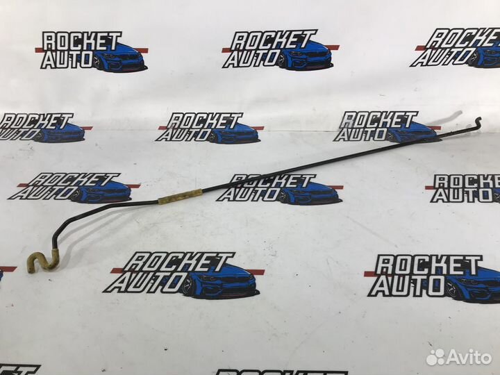 Держатель капота Skoda Rapid 5JA823363C