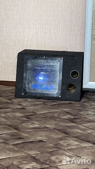 Сабвуфер с усилителем