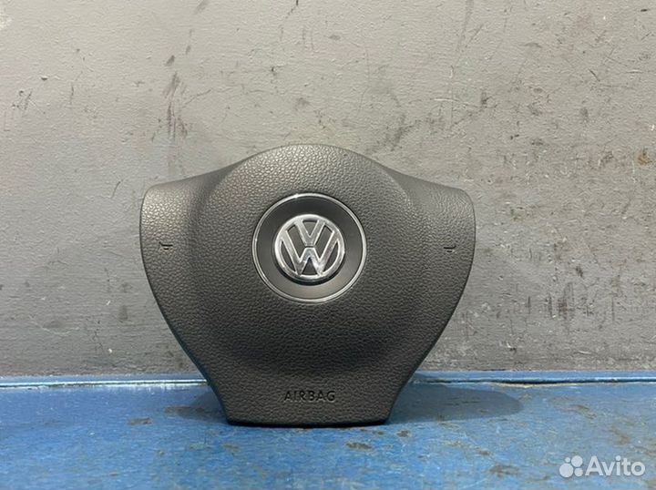 Подушка в руль Volkswagen Passat B7