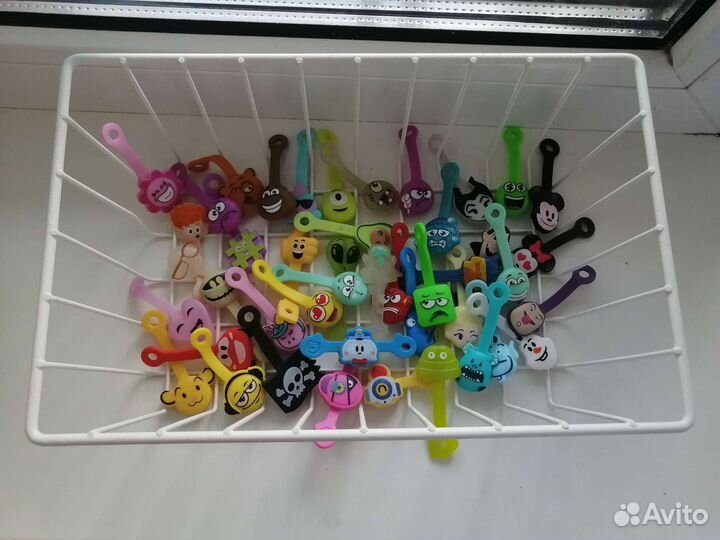 Скрепыши, стиратели, троли и многое другое