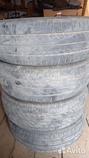 Hankook Optimo K406 215/65 R16