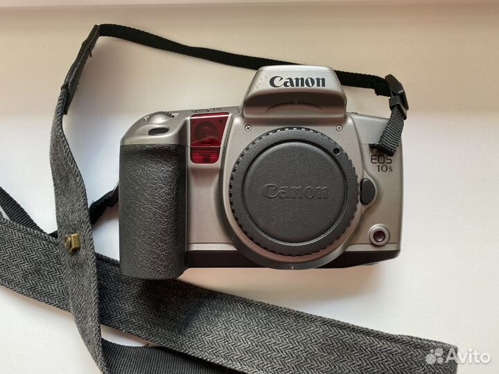 Пленочный фотоаппарат Canon EOS 10s (10 QD)