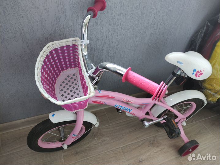Продается велосипед для девочек Stern Fantasy 12