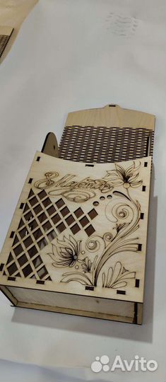 Коробка подарочная деревянная