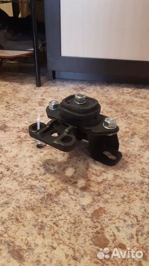 Опора АКПП Honda Civic 4d 8
