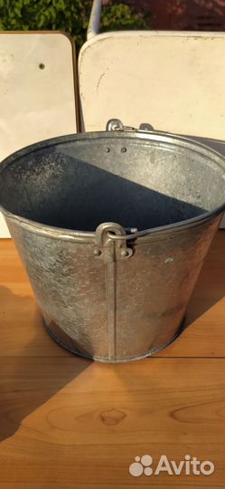 Ведра, чашки, бачки, фляги