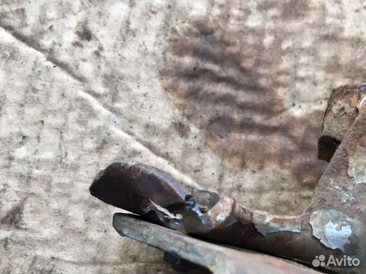 Петля Mazda 626 GE 91-97 гг