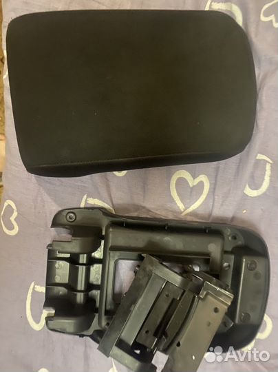 Подлокотник lancer 10