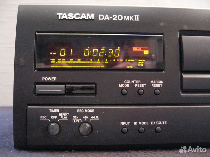 DAT магнитофон Tascam DA-20mkII Digital DAT Record