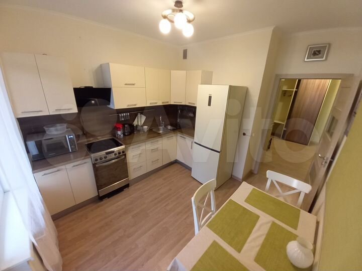 2-к. квартира, 55 м², 8/19 эт.