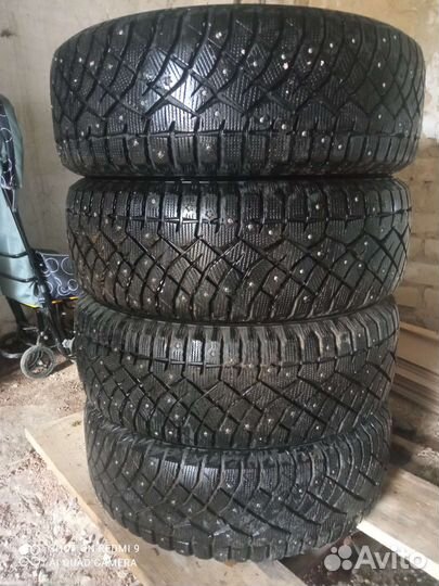 Nitto Therma Spike 225/60 R17