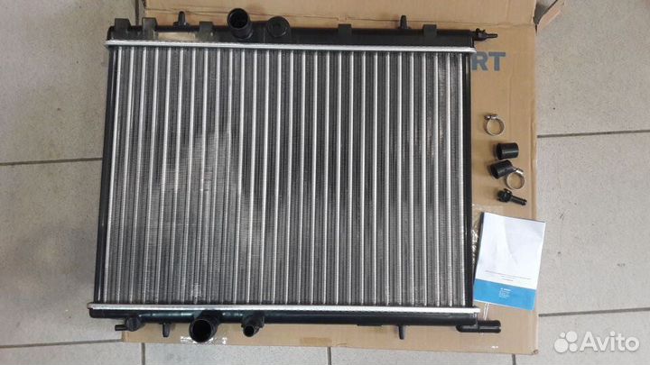 Радиатор Peugeot 206 307 Partner Citroen C4 Xsara