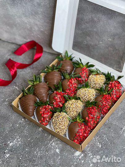 Клубника в шоколаде 16 шт