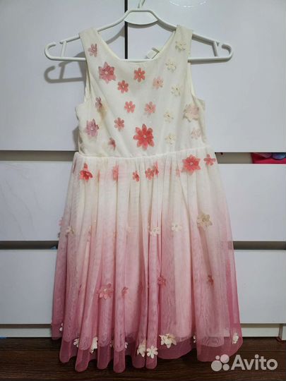 Нарядное платье