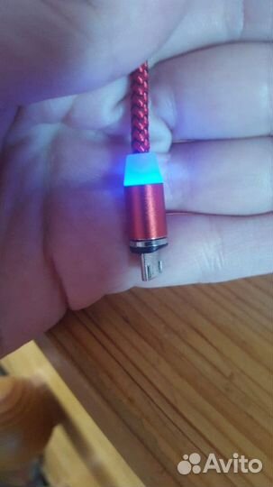 Кабель для зарядки с магнитным коннектором usb