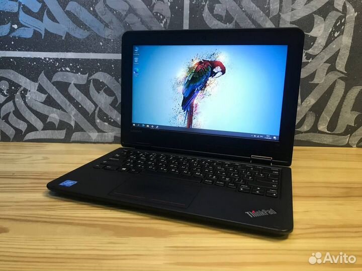 Компактный ноутбук Lenovo Intel/SSD