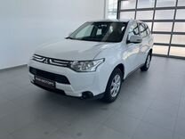 Mitsubishi Outlander 2.0 CVT, 2013, 79 600 км, с пробегом, цена 1 776 000 руб.