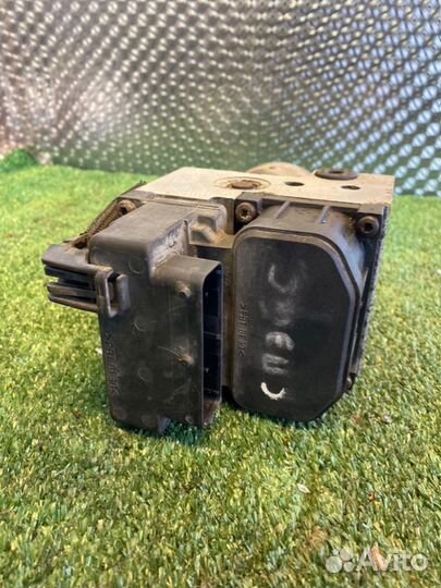 Блок ABS Mitsubishi Space Star 4G13 1.3 2002