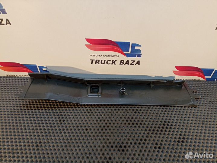 Накладка внутренняя левая