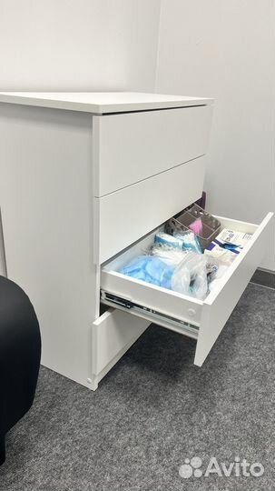 Продам диван и комод