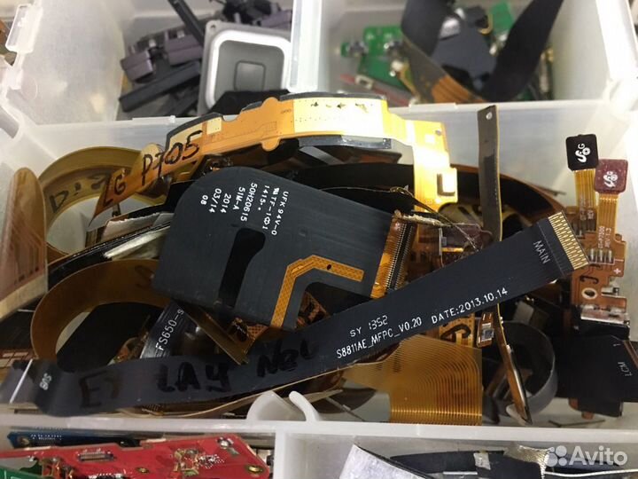 Шлейфы телефонов и планшет