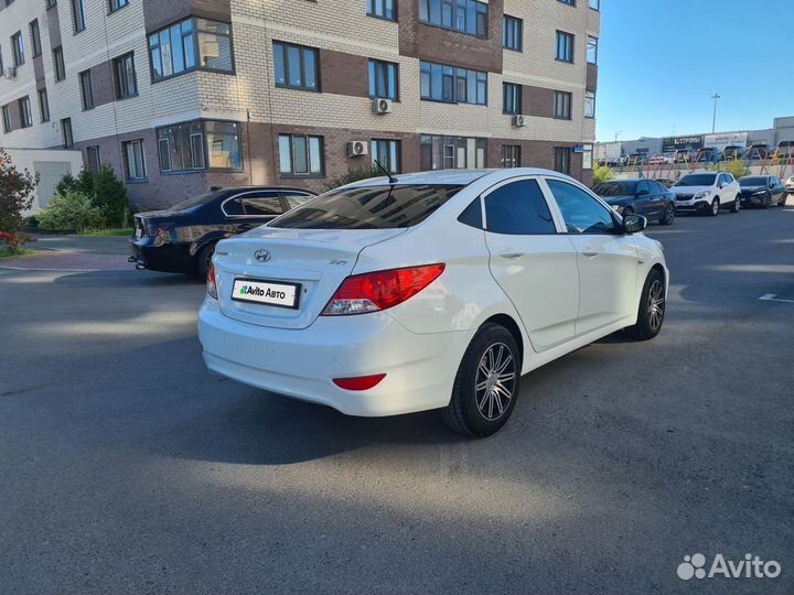 Hyundai Accent 1.4 AT, 2011, 109 000 км
