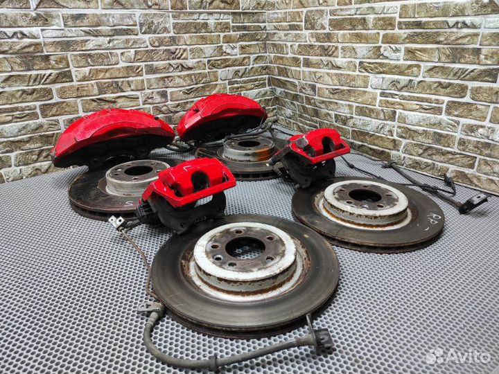 Суппорт тормозной Land Rover Range Rover Sport