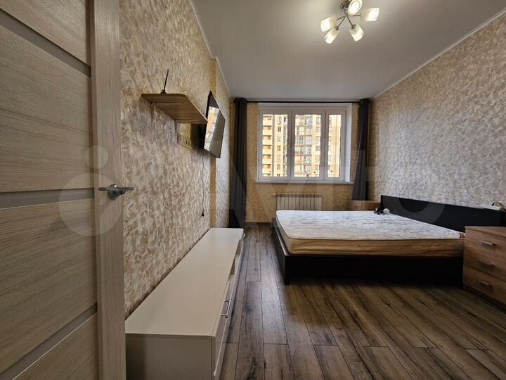 1-к. квартира, 35 м², 16/25 эт.