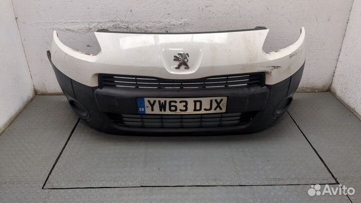 Бампер Peugeot Partner, 2014