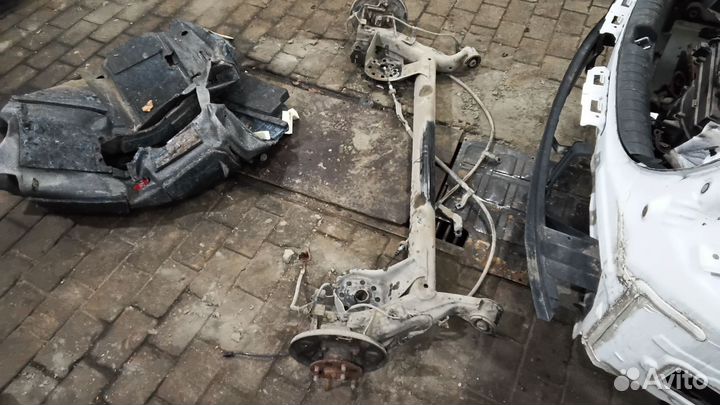 Продам заднюю балку Хендай Солярис 2 2018года