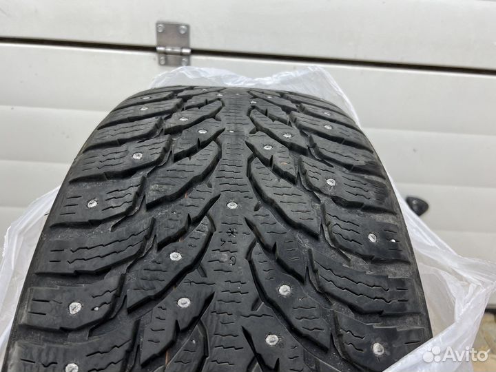 Nokian Tyres Hakkapeliitta 9 SUV 255/50 R19