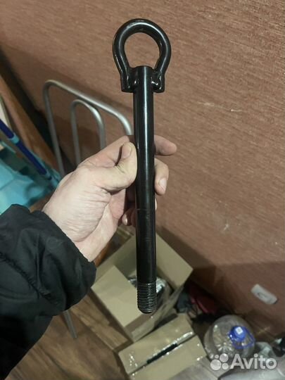 Буксировочный крюк renault logan 2